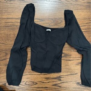 Black reformation top / size 2 / super flattering and great quality
